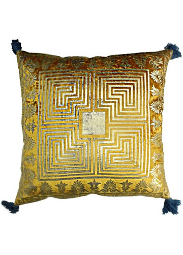 GOLD CUSHION